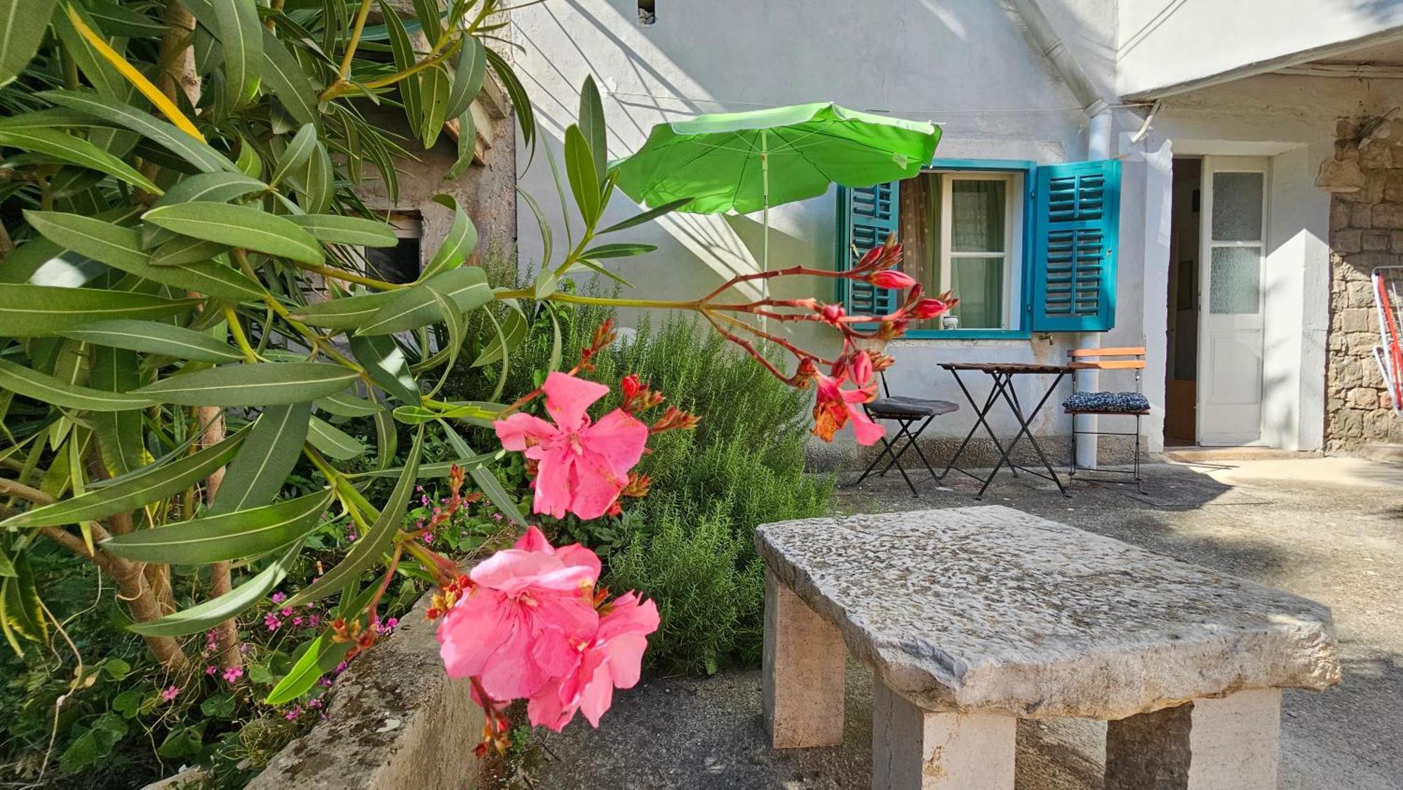 Eufrasiana Apartments 波雷奇 外观 照片
