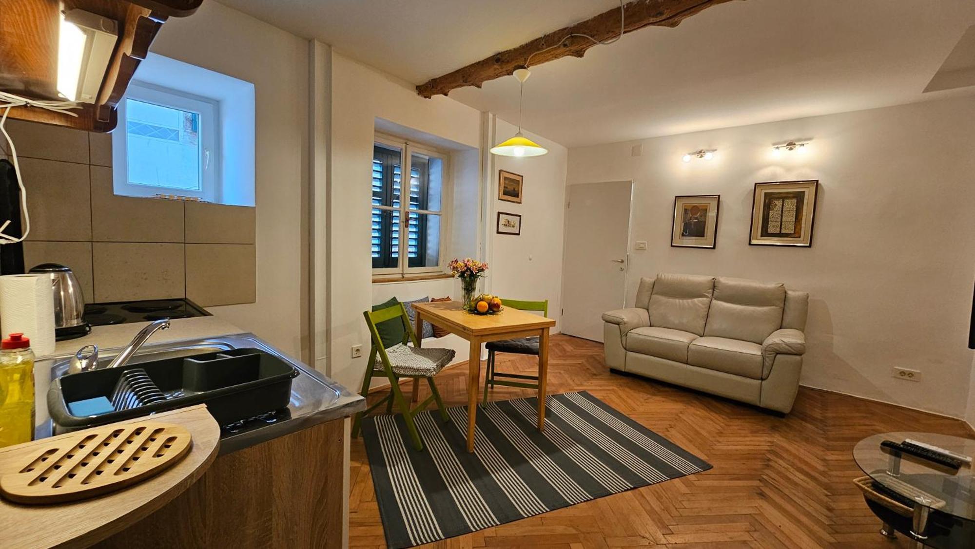 Eufrasiana Apartments 波雷奇 外观 照片